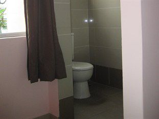 New Eastern Hotel Куала-Лумпур Экстерьер фото