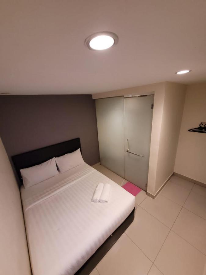 New Eastern Hotel Куала-Лумпур Экстерьер фото
