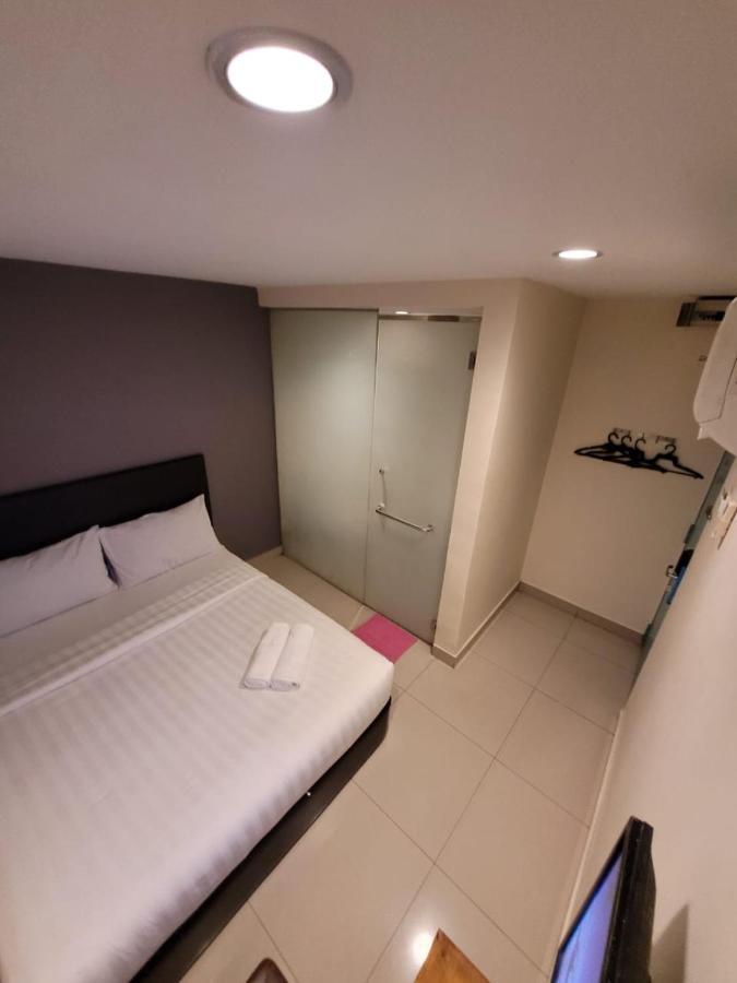 New Eastern Hotel Куала-Лумпур Экстерьер фото