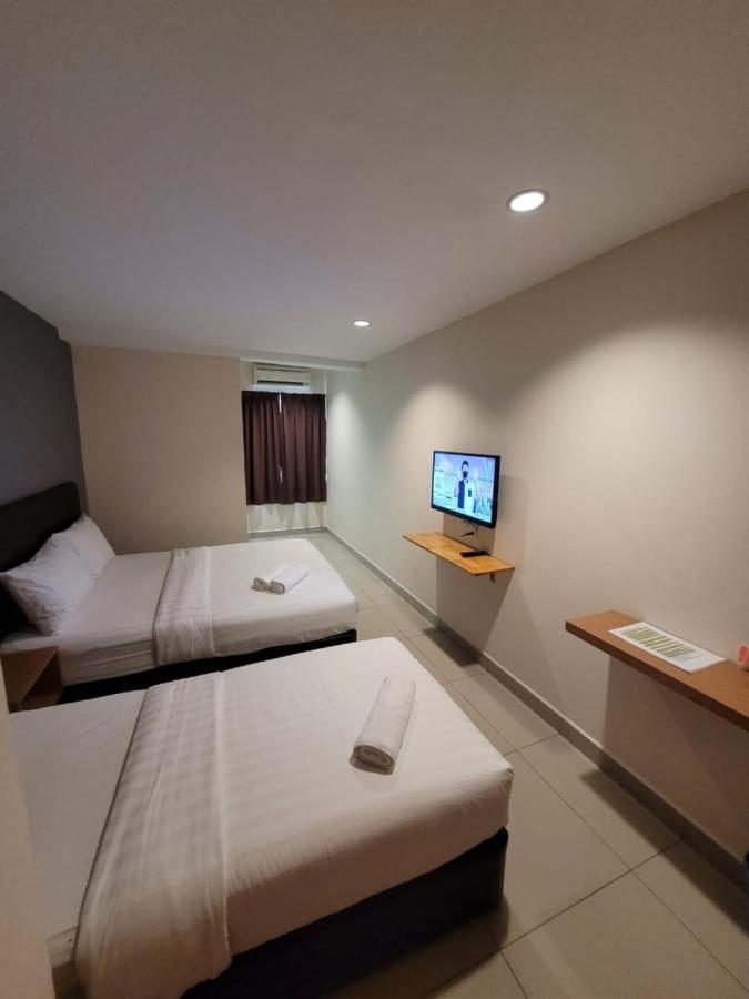 New Eastern Hotel Куала-Лумпур Экстерьер фото